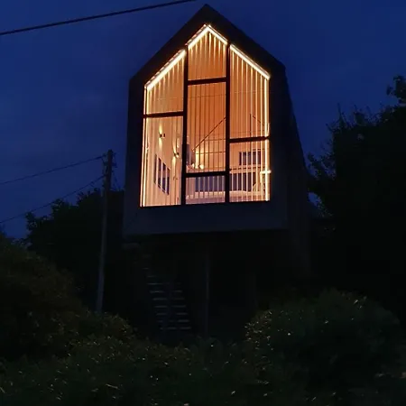 1step2allstars Baumhaus Holiday home Wuppertal
