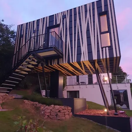 Semesterbostad 1step2allstars Baumhaus Wuppertal
