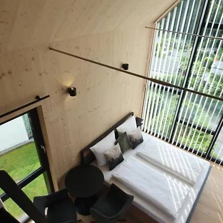 1step2allstars Baumhaus Ferienhaus