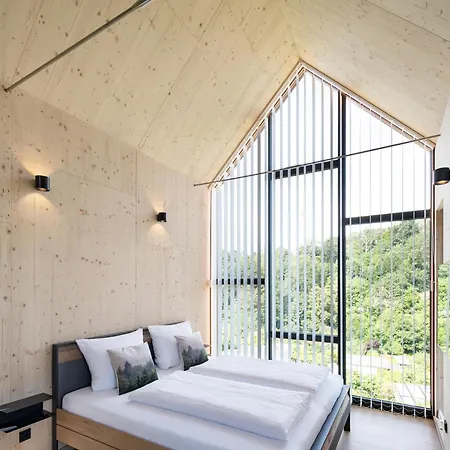 1step2allstars Baumhaus Wuppertal